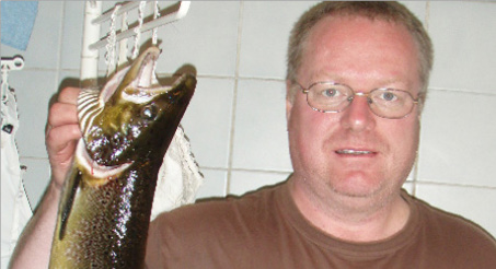 Akerselva stenges for fiske - planer om fisketrapper